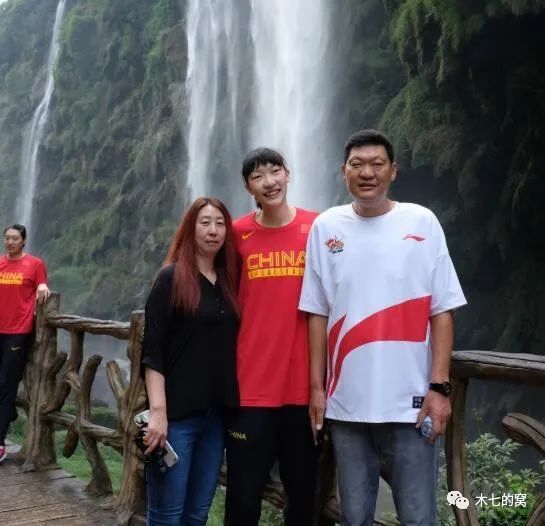 久久久久精品国产三级